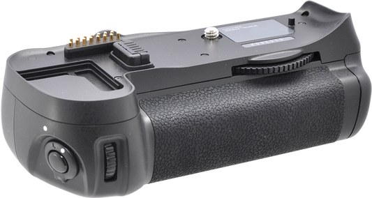 Pro series Multi-Power Battery Grip For Nikon D7000